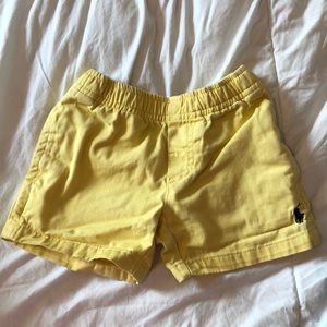 Toddler boys yellow pull on shorts - great used condition!